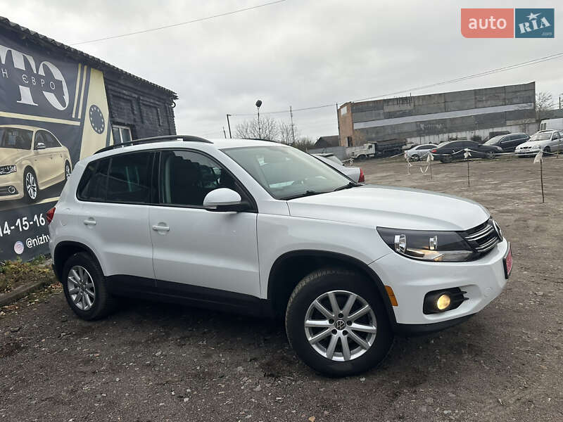 Внедорожник / Кроссовер Volkswagen Tiguan 2016 в Нежине
