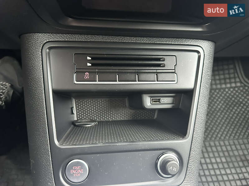 Внедорожник / Кроссовер Volkswagen Tiguan 2016 в Нежине