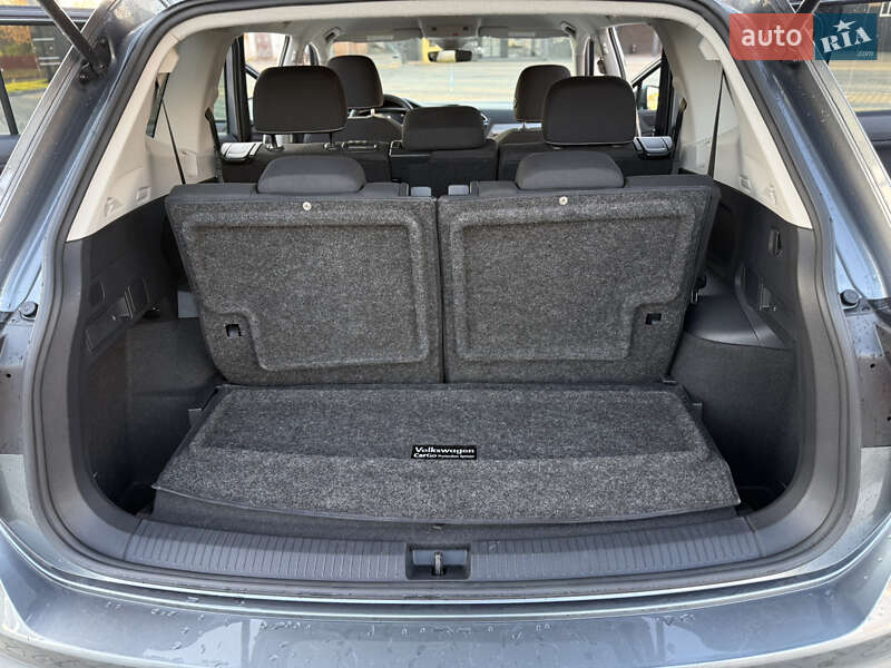 Внедорожник / Кроссовер Volkswagen Tiguan 2023 в Нововолынске