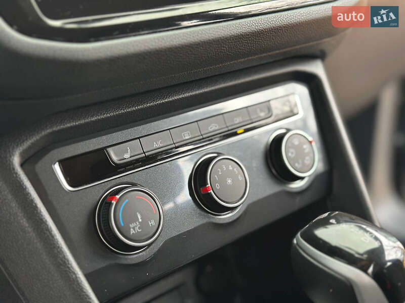 Внедорожник / Кроссовер Volkswagen Tiguan 2022 в Днепре