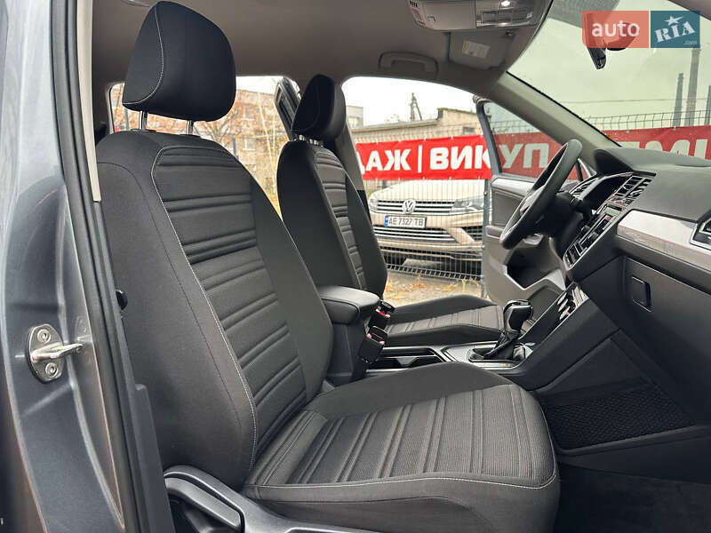 Внедорожник / Кроссовер Volkswagen Tiguan 2022 в Днепре