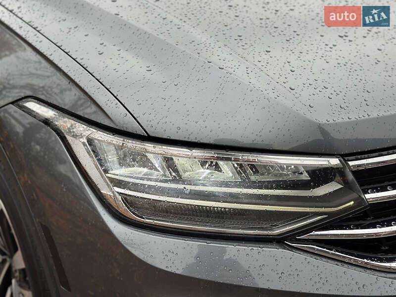 Внедорожник / Кроссовер Volkswagen Tiguan 2022 в Днепре