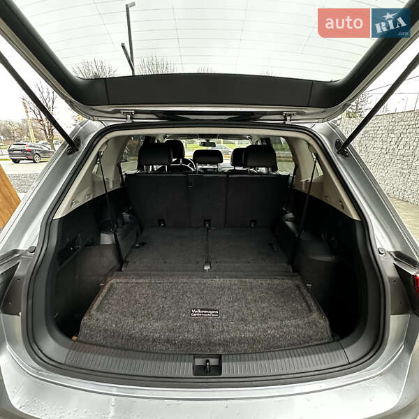 Внедорожник / Кроссовер Volkswagen Tiguan 2019 в Луцке