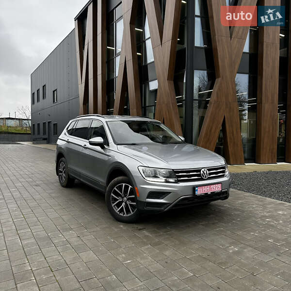 Внедорожник / Кроссовер Volkswagen Tiguan 2019 в Луцке