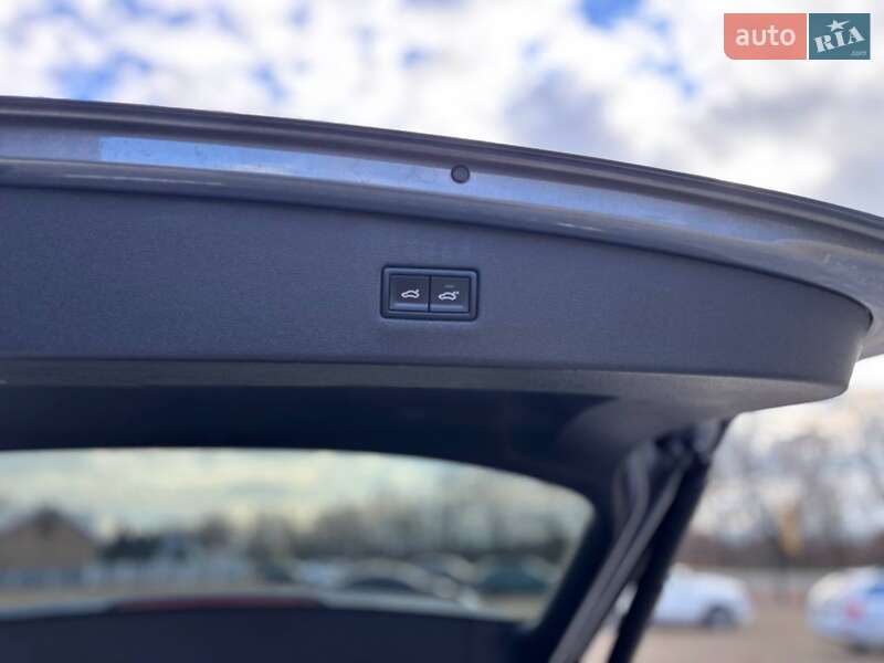 Внедорожник / Кроссовер Volkswagen Tiguan 2019 в Коломые