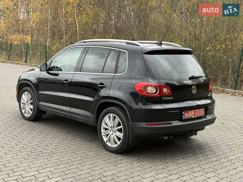 Внедорожник / Кроссовер Volkswagen Tiguan 2011 в Львове