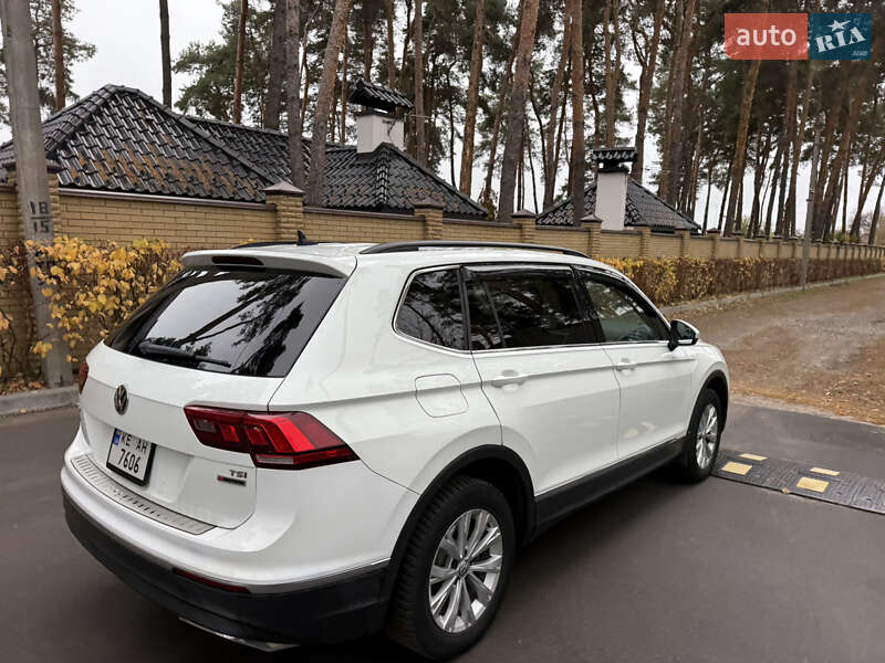 Внедорожник / Кроссовер Volkswagen Tiguan 2018 в Полтаве