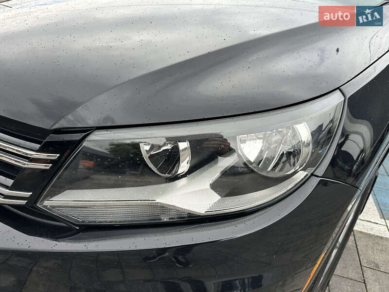 Внедорожник / Кроссовер Volkswagen Tiguan 2017 в Луцке