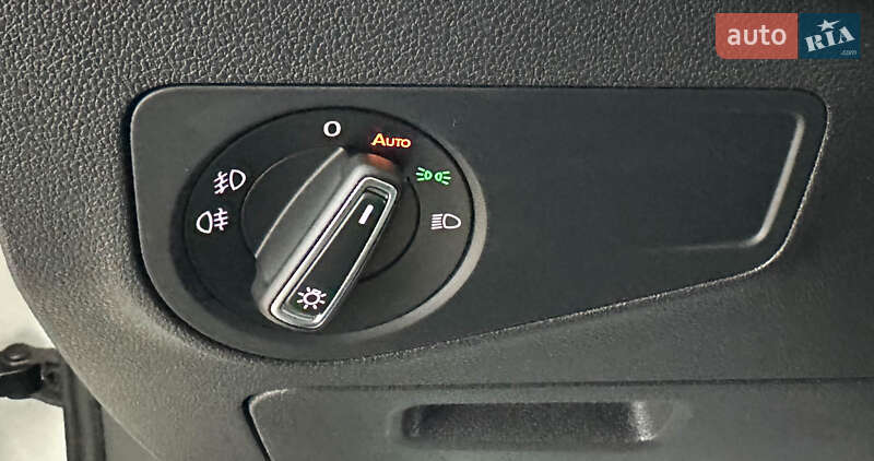 Внедорожник / Кроссовер Volkswagen Tiguan 2016 в Львове