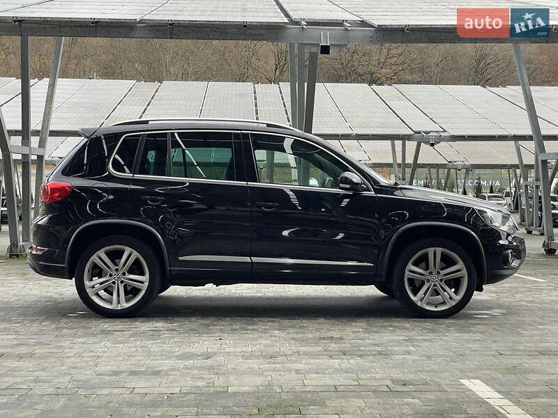 Внедорожник / Кроссовер Volkswagen Tiguan 2015 в Львове