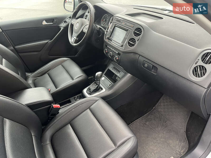 Внедорожник / Кроссовер Volkswagen Tiguan 2017 в Киеве