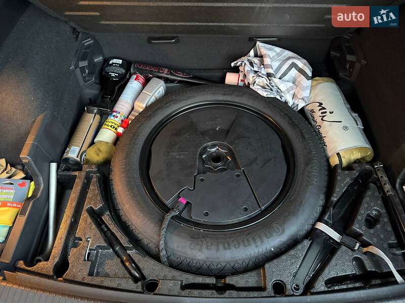 Внедорожник / Кроссовер Volkswagen Tiguan 2018 в Киеве