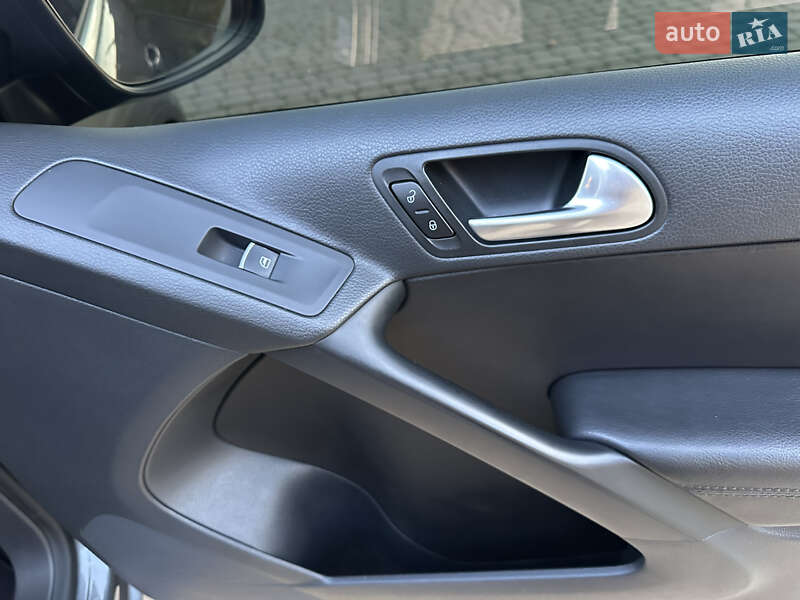 Внедорожник / Кроссовер Volkswagen Tiguan 2017 в Коломые