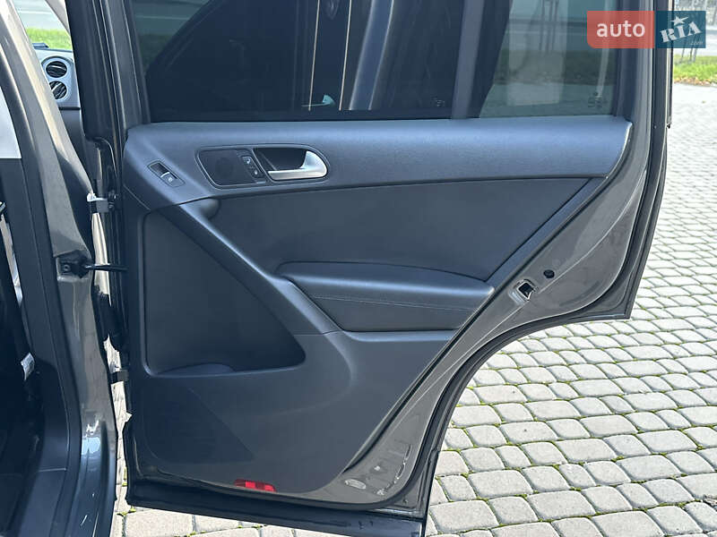 Внедорожник / Кроссовер Volkswagen Tiguan 2017 в Коломые