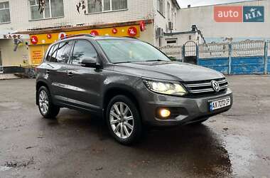 Внедорожник / Кроссовер Volkswagen Tiguan 2013 в Харькове