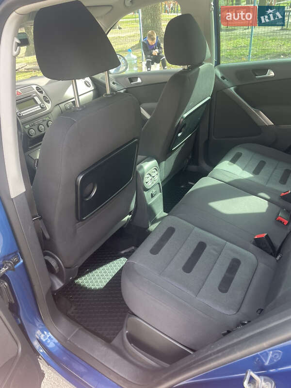 Внедорожник / Кроссовер Volkswagen Tiguan 2008 в Киеве