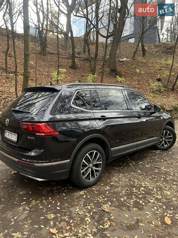 Внедорожник / Кроссовер Volkswagen Tiguan 2019 в Львове