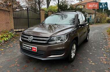 Позашляховик / Кросовер Volkswagen Tiguan 2012 в Києві