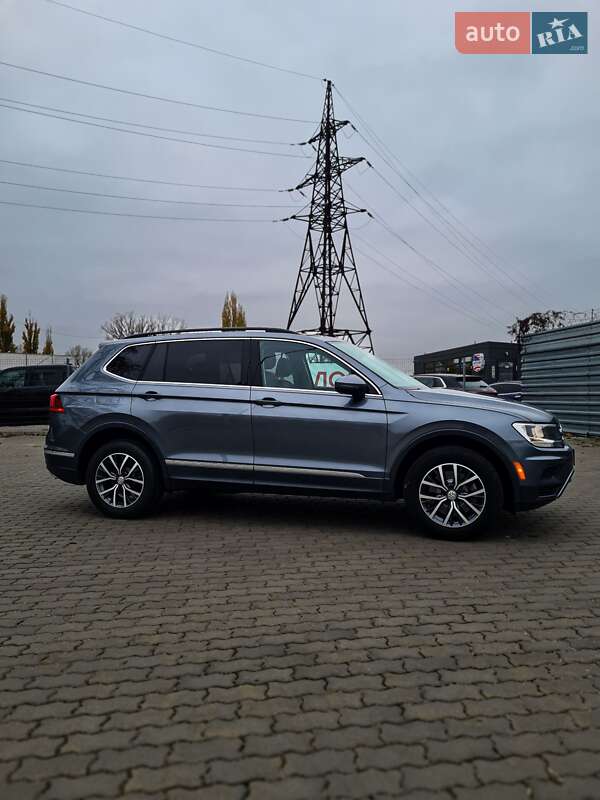 Внедорожник / Кроссовер Volkswagen Tiguan 2020 в Кременчуге фото 3 Внедорожник / Кроссовер Volkswagen Tiguan 2020 в Кременчуге