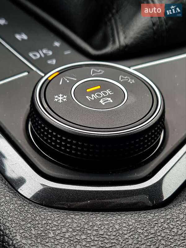 Внедорожник / Кроссовер Volkswagen Tiguan 2020 в Кременчуге фото 18 Внедорожник / Кроссовер Volkswagen Tiguan 2020 в Кременчуге