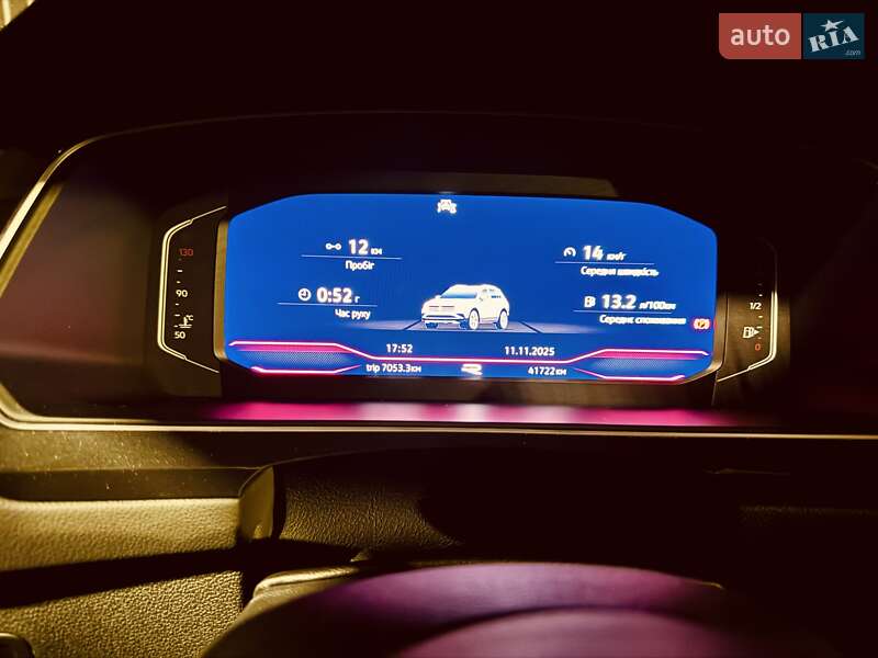 Внедорожник / Кроссовер Volkswagen Tiguan 2022 в Киеве