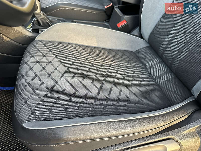 Внедорожник / Кроссовер Volkswagen Tiguan 2021 в Киеве фото 30 Внедорожник / Кроссовер Volkswagen Tiguan 2021 в Киеве