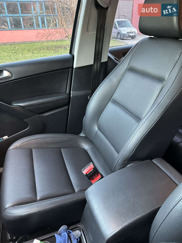 Внедорожник / Кроссовер Volkswagen Tiguan 2016 в Львове фото 22 Внедорожник / Кроссовер Volkswagen Tiguan 2016 в Львове