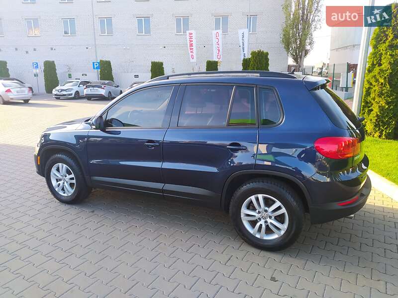 Внедорожник / Кроссовер Volkswagen Tiguan 2016 в Киеве
