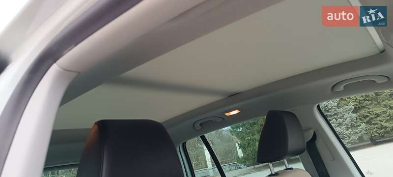 Внедорожник / Кроссовер Volkswagen Tiguan 2016 в Желтых Водах