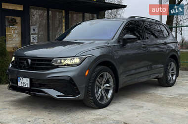 Внедорожник / Кроссовер Volkswagen Tiguan 2022 в Ивано-Франковске