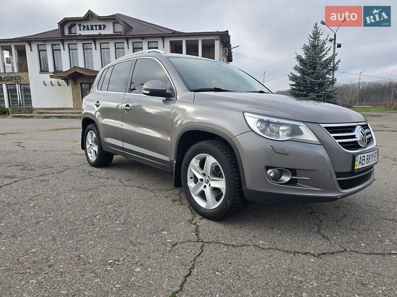 Позашляховик / Кросовер Volkswagen Tiguan 2010 в Благовіщенську фото 3 Позашляховик / Кросовер Volkswagen Tiguan 2010 в Благовіщенську