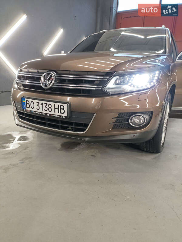 Внедорожник / Кроссовер Volkswagen Tiguan 2014 в Тернополе