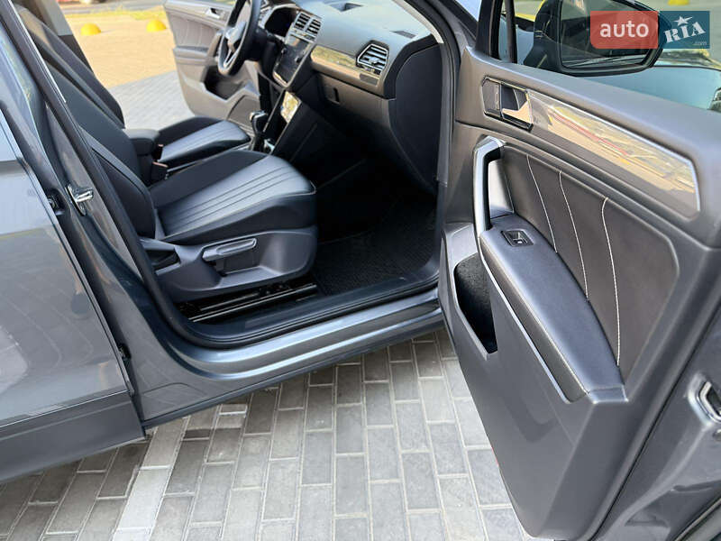 Внедорожник / Кроссовер Volkswagen Tiguan 2023 в Каменском