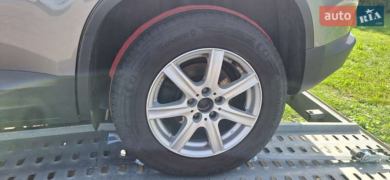 Внедорожник / Кроссовер Volkswagen Tiguan 2010 в Луцке фото 6 Внедорожник / Кроссовер Volkswagen Tiguan 2010 в Луцке