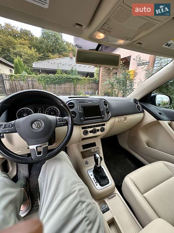 Позашляховик / Кросовер Volkswagen Tiguan 2016 в Львові фото 7 Позашляховик / Кросовер Volkswagen Tiguan 2016 в Львові