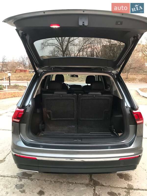 Внедорожник / Кроссовер Volkswagen Tiguan 2017 в Белгороде-Днестровском фото 16 Внедорожник / Кроссовер Volkswagen Tiguan 2017 в Белгороде-Днестровском