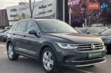 Внедорожник / Кроссовер Volkswagen Tiguan 2021 в Киеве