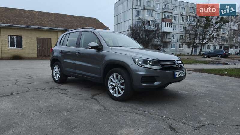 Внедорожник / Кроссовер Volkswagen Tiguan 2018 в Ахтырке