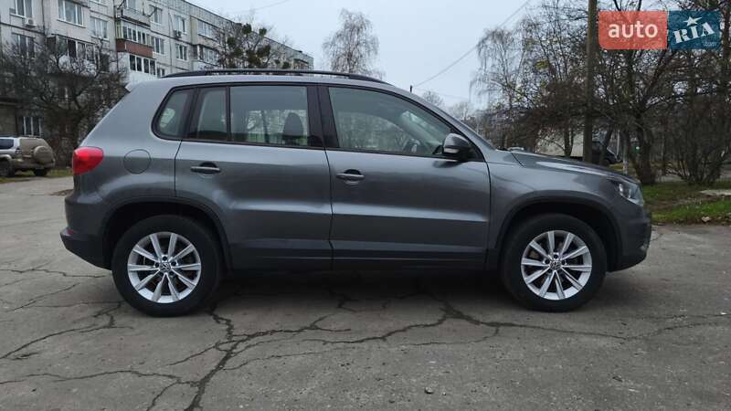 Внедорожник / Кроссовер Volkswagen Tiguan 2018 в Ахтырке