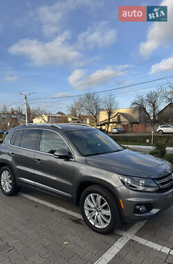Позашляховик / Кросовер Volkswagen Tiguan 2014 в Одесі