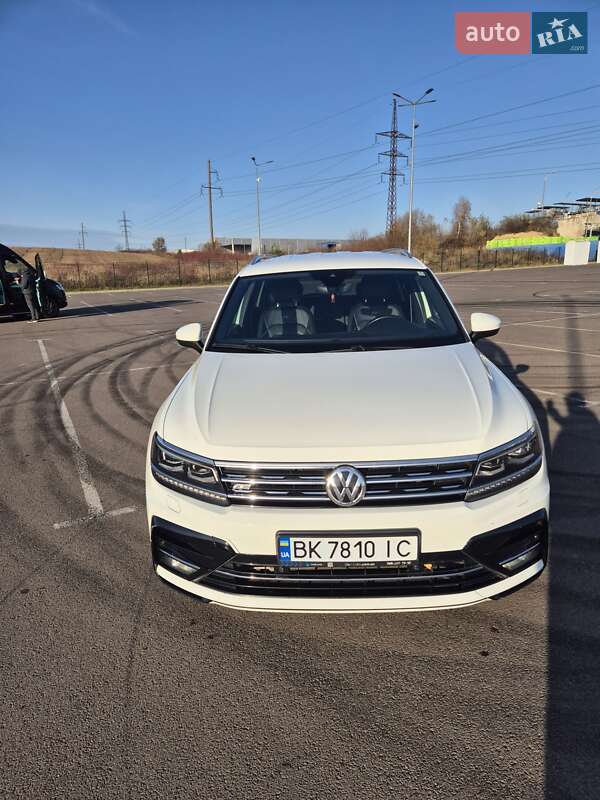 Внедорожник / Кроссовер Volkswagen Tiguan 2018 в Ровно