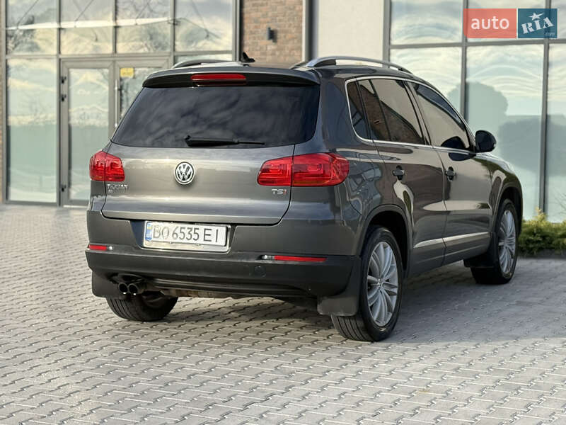 Внедорожник / Кроссовер Volkswagen Tiguan 2015 в Тернополе