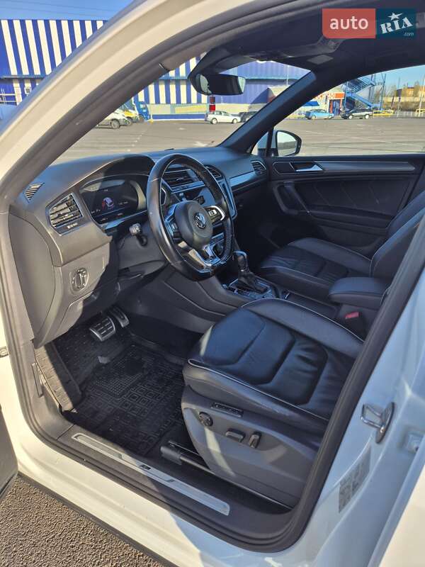 Внедорожник / Кроссовер Volkswagen Tiguan 2018 в Ровно