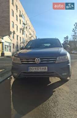 Внедорожник / Кроссовер Volkswagen Tiguan 2017 в Тернополе