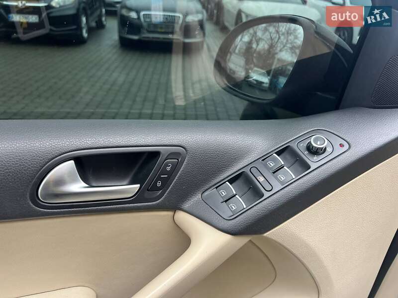 Позашляховик / Кросовер Volkswagen Tiguan 2011 в Івано-Франківську фото 25 Позашляховик / Кросовер Volkswagen Tiguan 2011 в Івано-Франківську