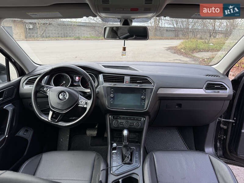 Позашляховик / Кросовер Volkswagen Tiguan 2018 в Хмельницькому фото 8 Позашляховик / Кросовер Volkswagen Tiguan 2018 в Хмельницькому