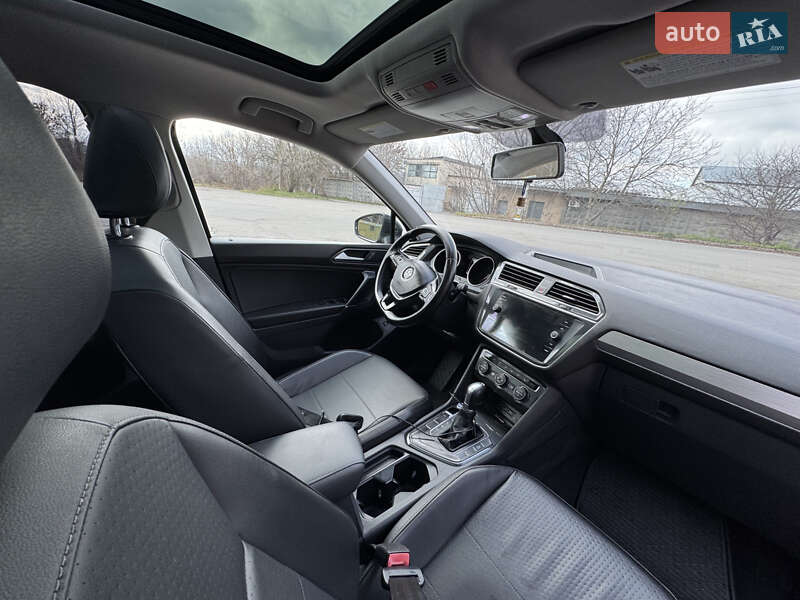 Позашляховик / Кросовер Volkswagen Tiguan 2018 в Хмельницькому фото 11 Позашляховик / Кросовер Volkswagen Tiguan 2018 в Хмельницькому