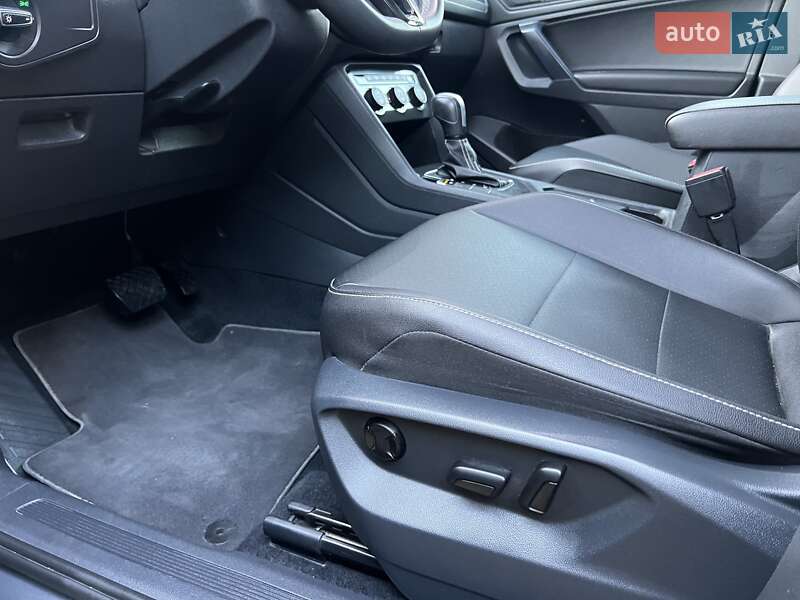 Внедорожник / Кроссовер Volkswagen Tiguan 2020 в Киеве фото 37 Внедорожник / Кроссовер Volkswagen Tiguan 2020 в Киеве