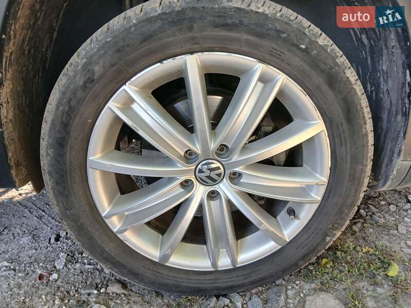 Внедорожник / Кроссовер Volkswagen Tiguan 2014 в Павлограде фото 125 Внедорожник / Кроссовер Volkswagen Tiguan 2014 в Павлограде