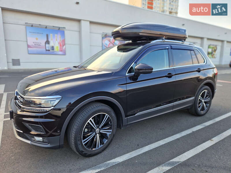 Внедорожник / Кроссовер Volkswagen Tiguan 2020 в Одессе